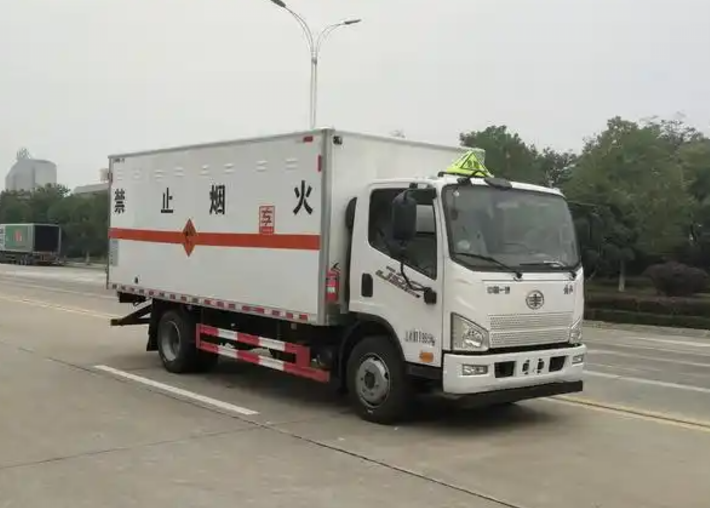 米东爆破器材运输车可以上高速吗？